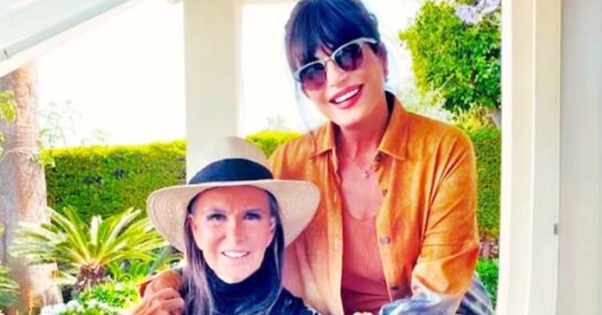 Ayşegül Aldinç’ten, Filiz Akın’a geçmiş olsun mesajı: Bunun da üstesinden geleceksiniz