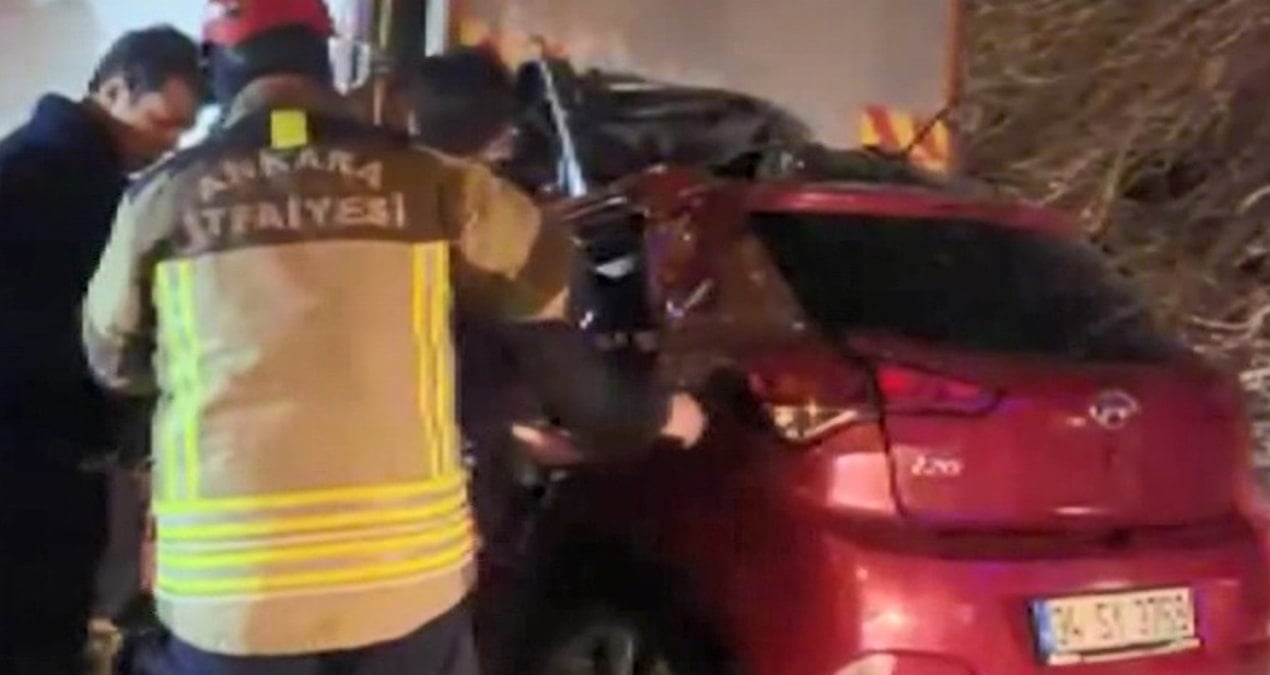 Ankara’da otomobil kağıt gibi katlandı: 1 ölü