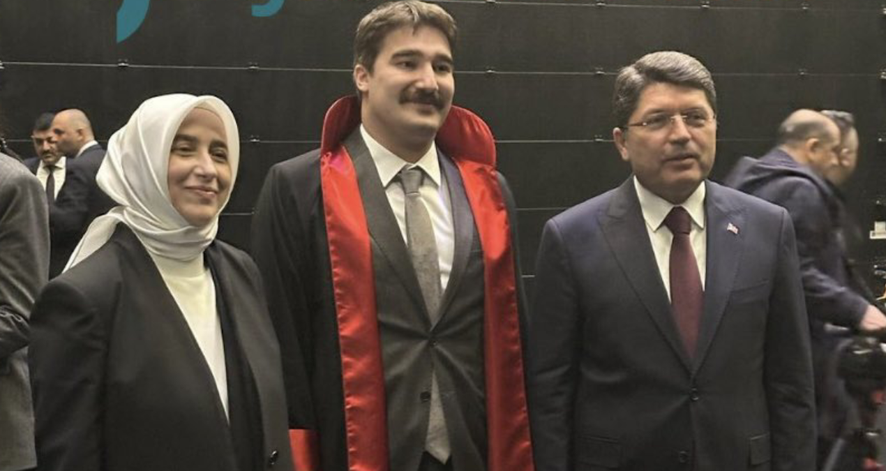 Özlem Zengin, Erdoğan’la yetinmemiş: Hakim yeğenini Bakan Tunç ile tanıştırmış